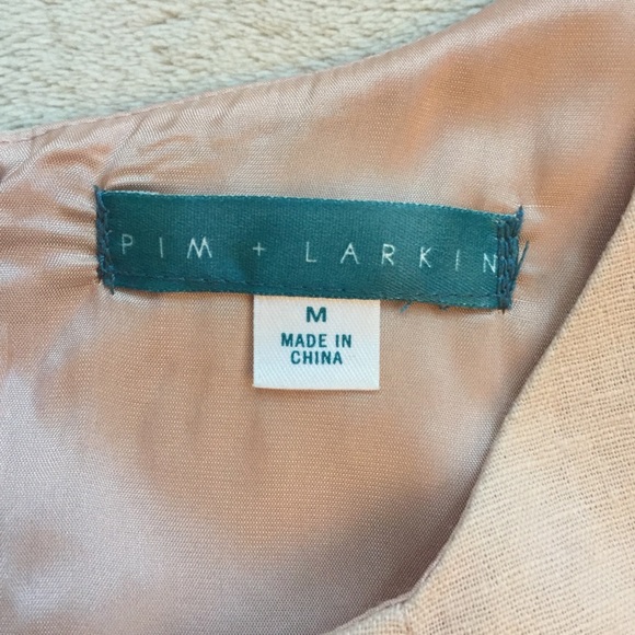 🐚 Pim + Larkin Linen Dress - Picture 7 of 8